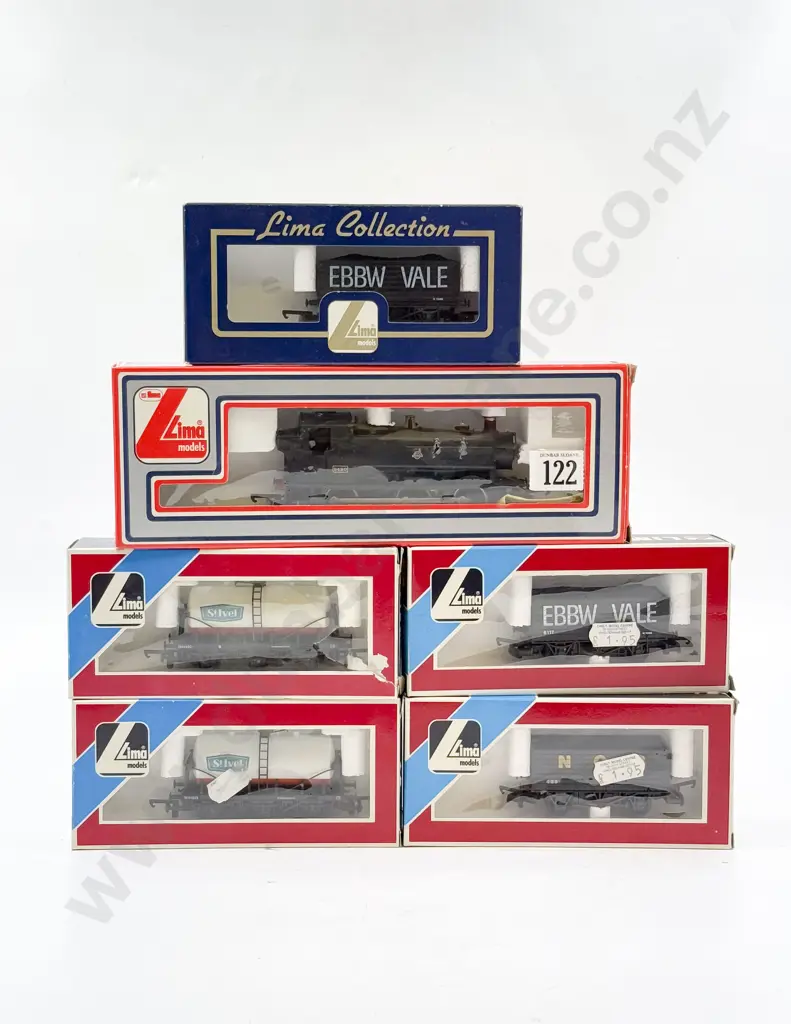 Lima Boxed Steam 0-6-0T 9420 BR with Five Rolling Stock Wagons Image 1++