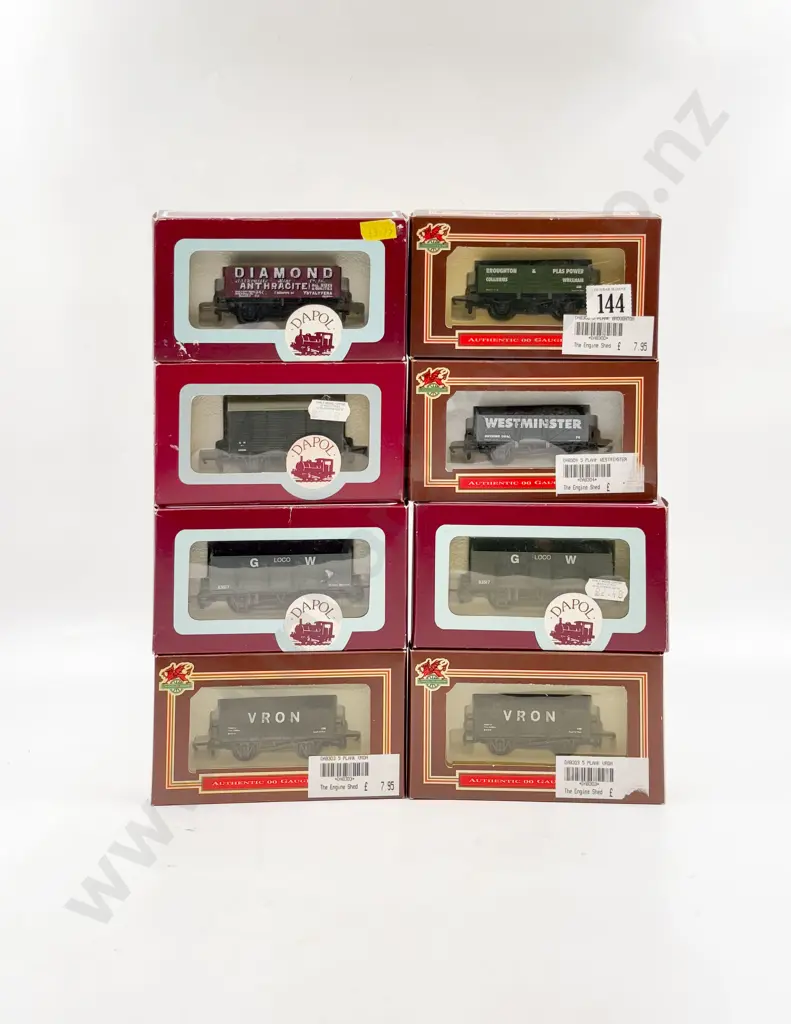 Dapol Boxed Eight Rolling Stock Wagons Image 1++