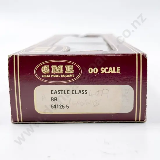 Airfix/GMR Boxed Castle Class 4-6-0 Loco 4079 Fendennis BR