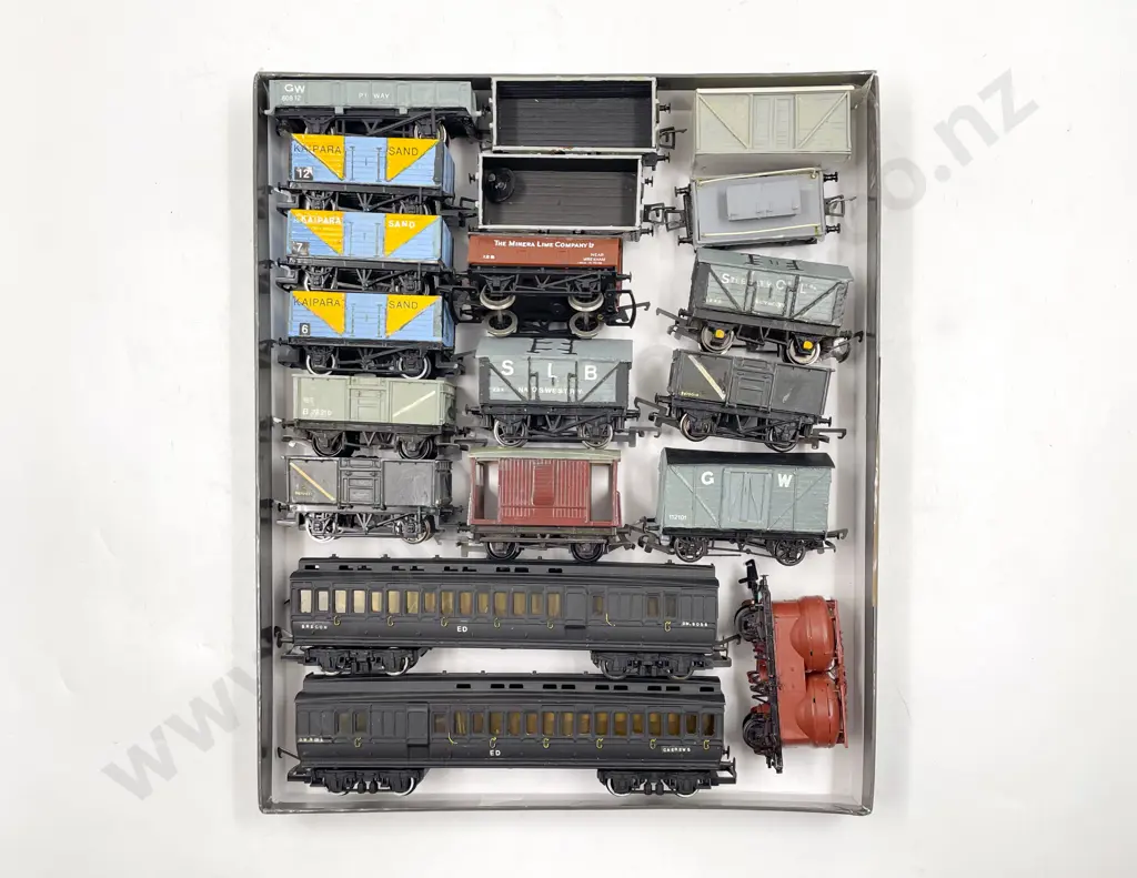 18 Various Rolling Stock Wagons some with modifications Image 1++