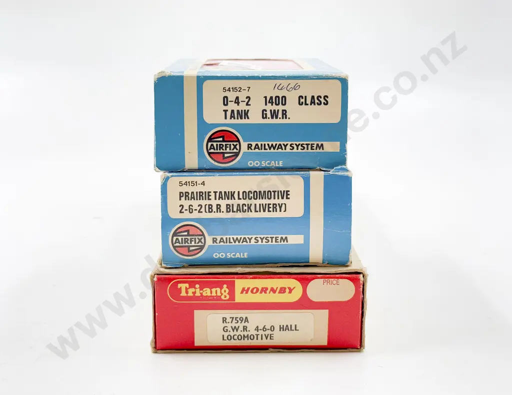 Two AIrfix and Triang Hornby Locomotives with notes of repairs made or needed Image 1++