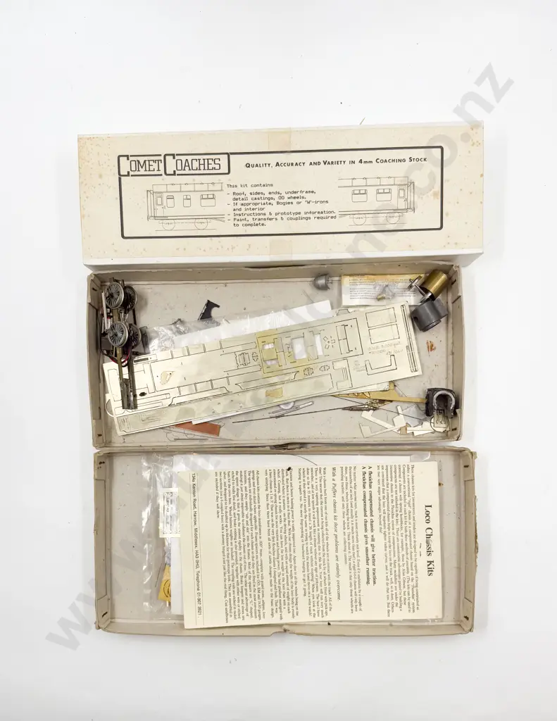 KIt Set Comet Comet Coach and Mallard Models GWR 2-4-0 Barnum Image 1++