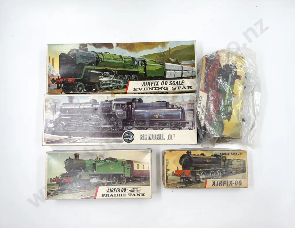 Airfix Five Vintage Kit Set Locomotive Models Image 1++