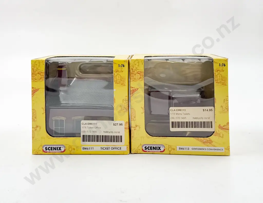 Scenix Four Lineside Display Models Image 1++