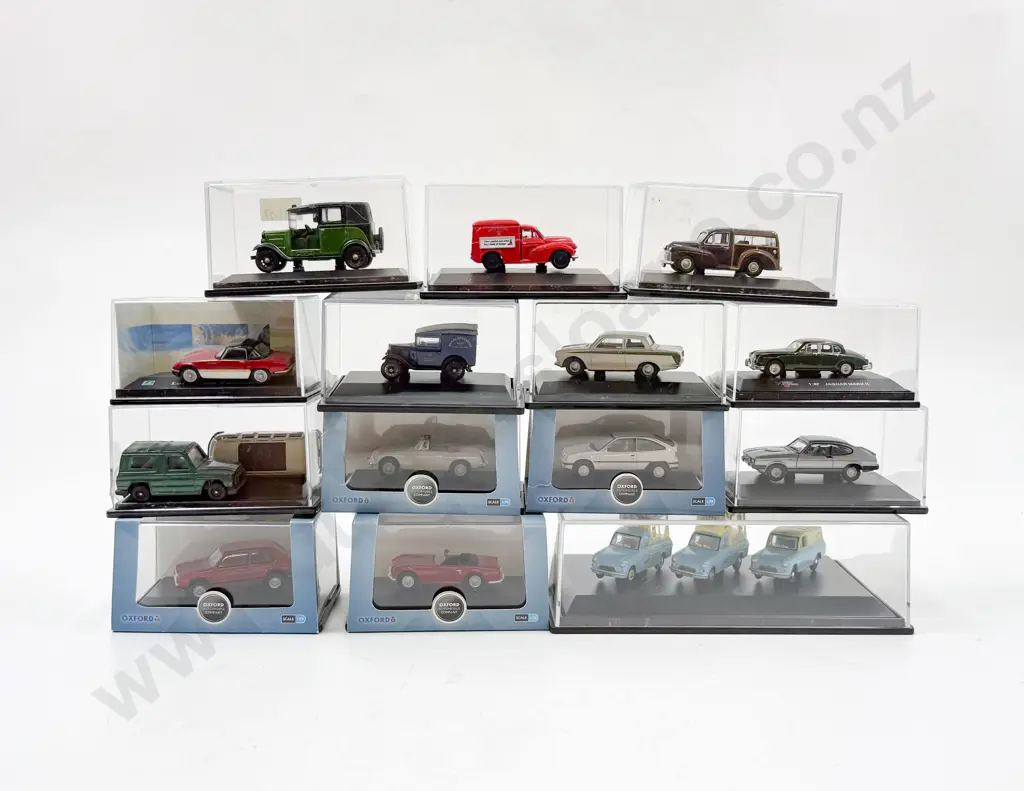 Oxford and Other Manufacture 16 Part Boxed 1/76 Scale Railway Road Side Vehicles Image 1++