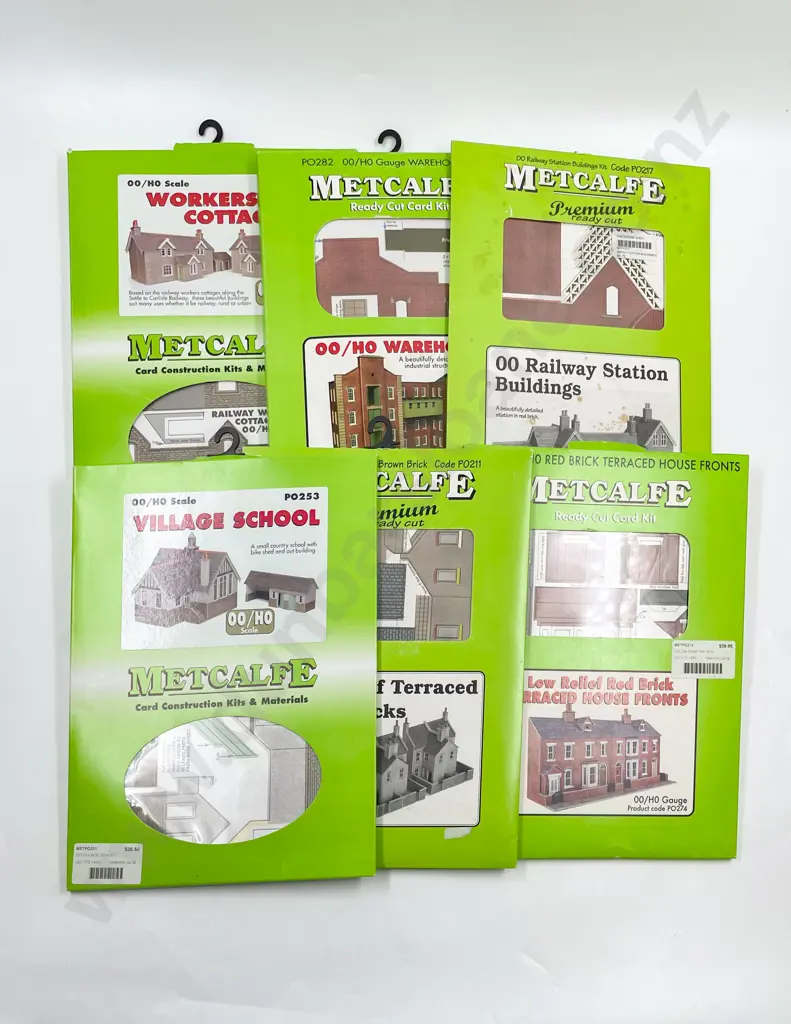 Metcalfe Ready Cut Card Architecture Kits (6) Image 1++