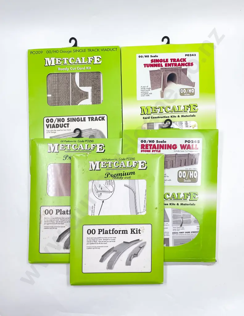 Metcalfe Ready Cut Card Platform and Tunnel Kits (5) Image 1++