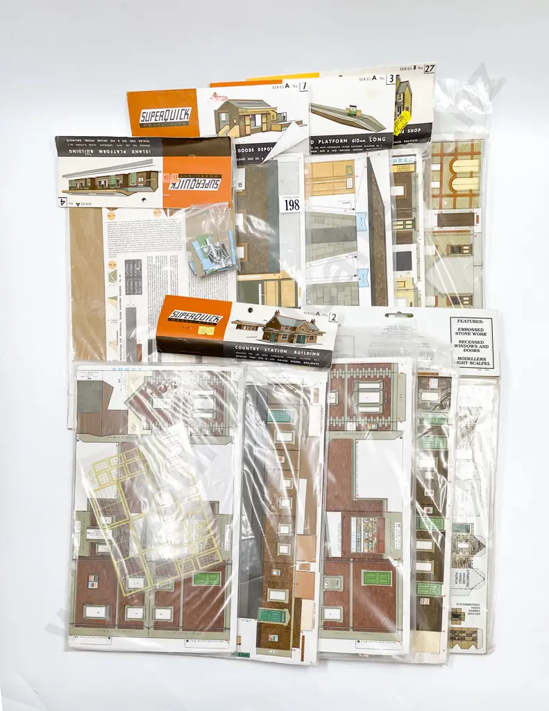 Superquick Model Card Architecture Kits (11) Image 1++