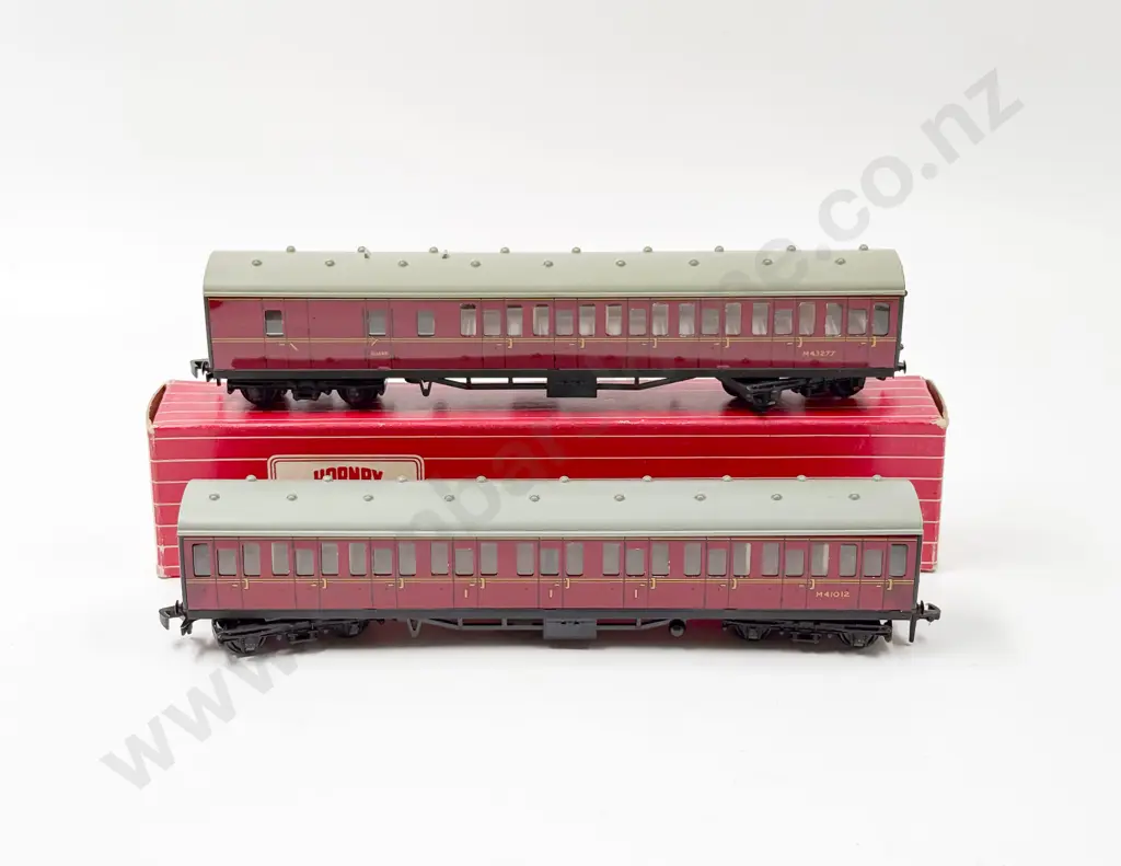 Hornby Dublo Boxed 4083 4084 BR Passenger Coaches Image 1++