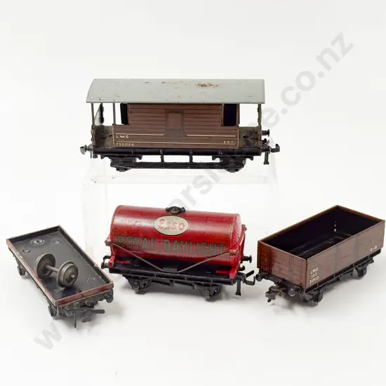 Hornby Dublo Eight Boxed Rolling Stock Wagons and Two Unboxed