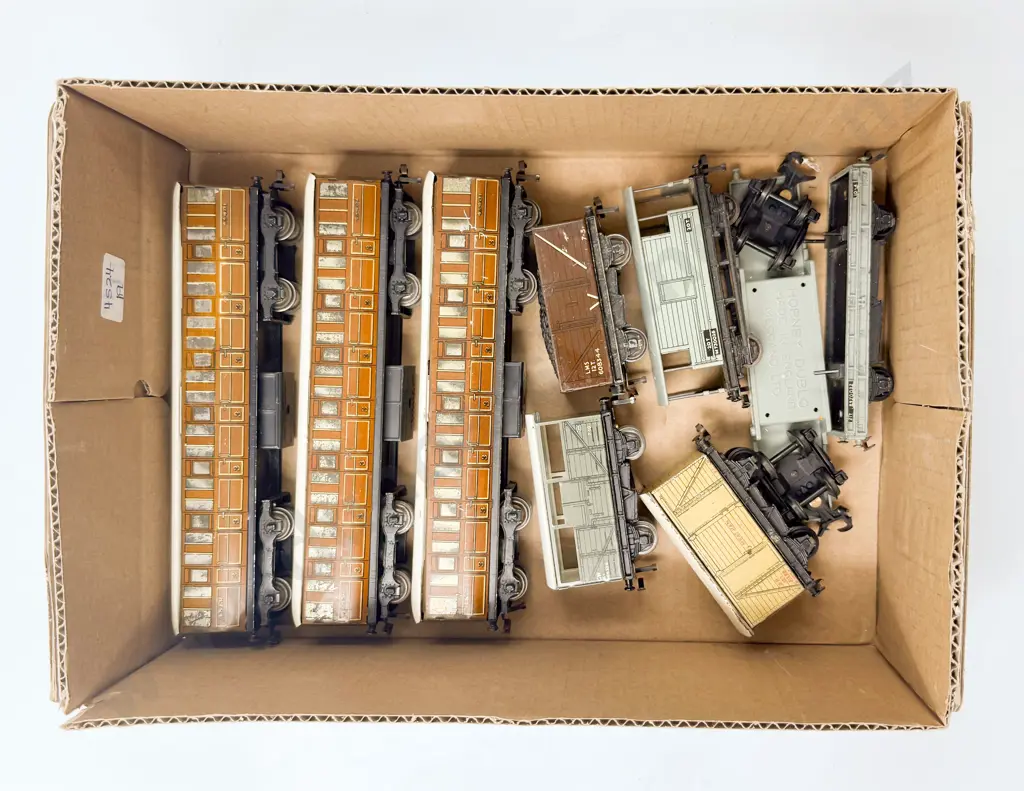 Hornby Dublo Three Teak Suburban Passenger Coaches and SIx Tinplate Rolling Stock Wagons Image 1++