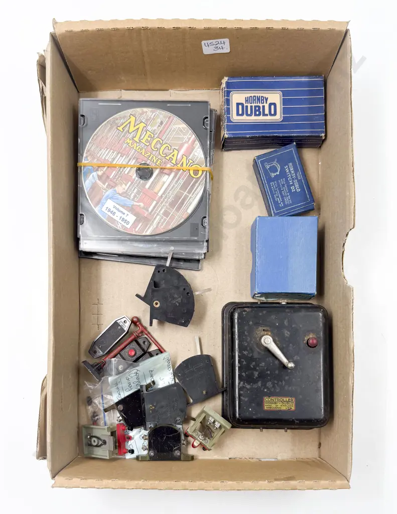 Hornby Dublo Boxed and Unboxed Switches Buffer Stops Controller and DVDs Image 1++