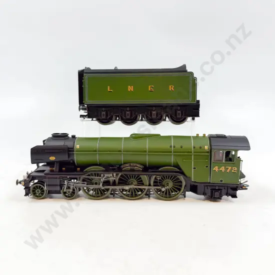 Hornby Boxed Special Edition LNER 4-6-2 Flying Scotsman Class A3 Locomotive DCC Ready