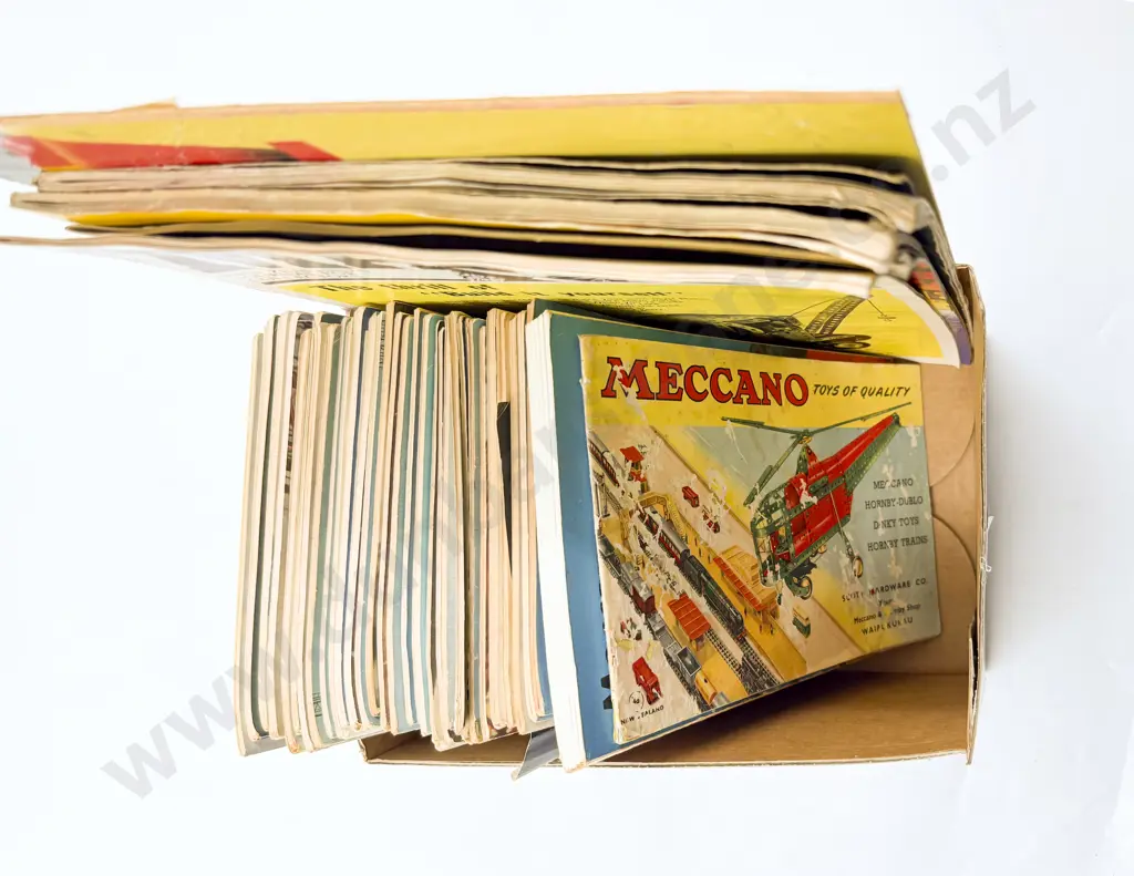 Small Bundle Qty C1950's Meccano Magazines Constructors Guide and Catalogue Image 1++