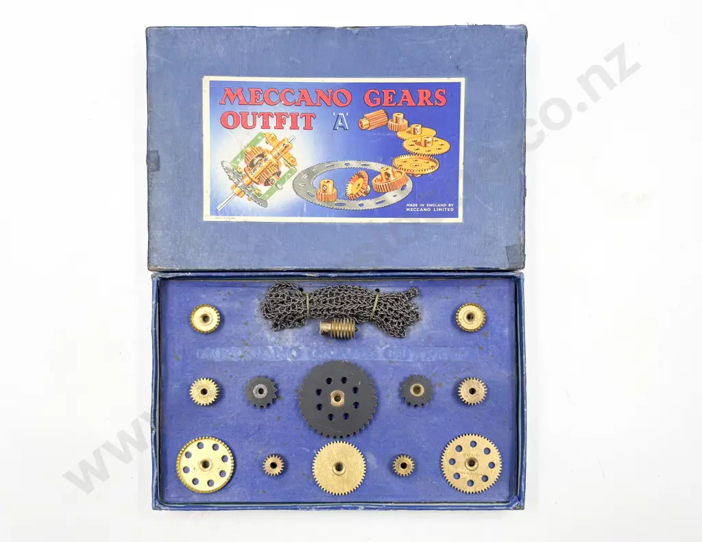 Vintage Boxed Meccano Gears Outfit A Image 1++