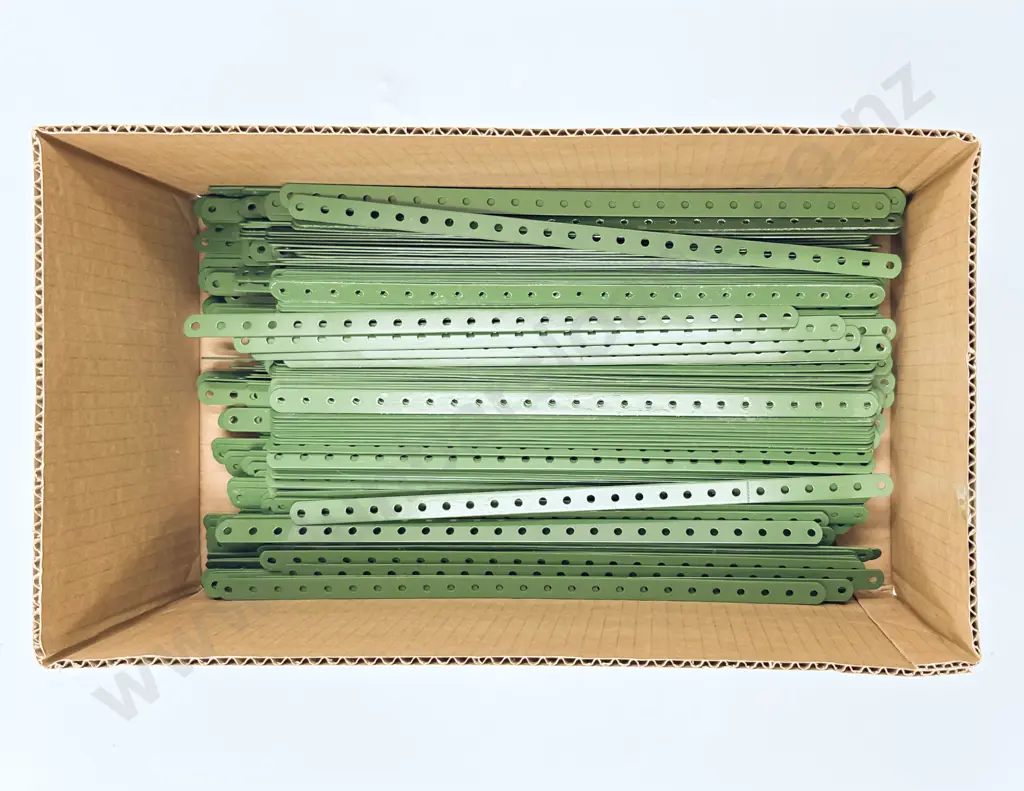 Meccano Qty Restored Green Perforated Strips 31.5cm (12kgs) Image 1++