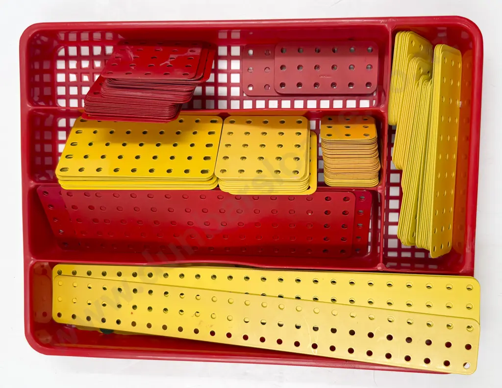 Meccano Qty Restored Red and Yellow Flat Plates (10kgs) Image 1++