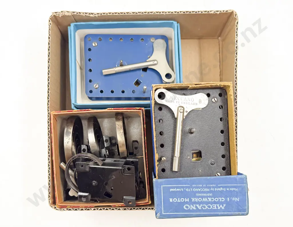 Meccano Six Various Clockwork Motors Image 1++