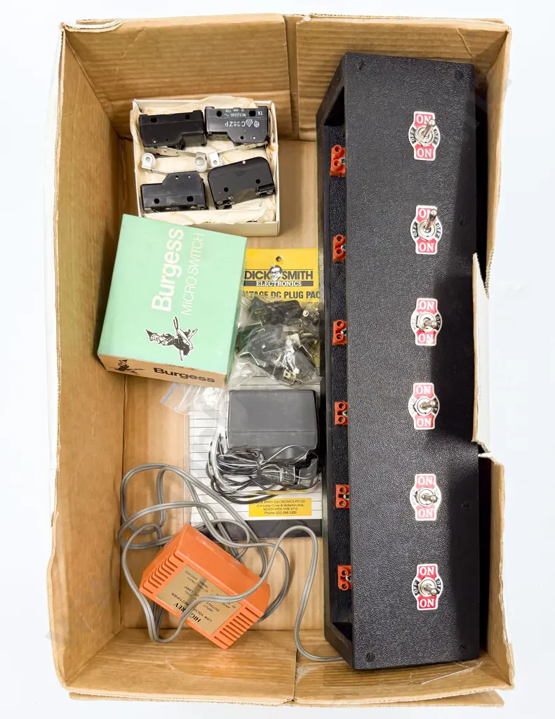 Mixed Lot of Electrical Wiring Switches and Switch Box with Motor Parts Image 1++