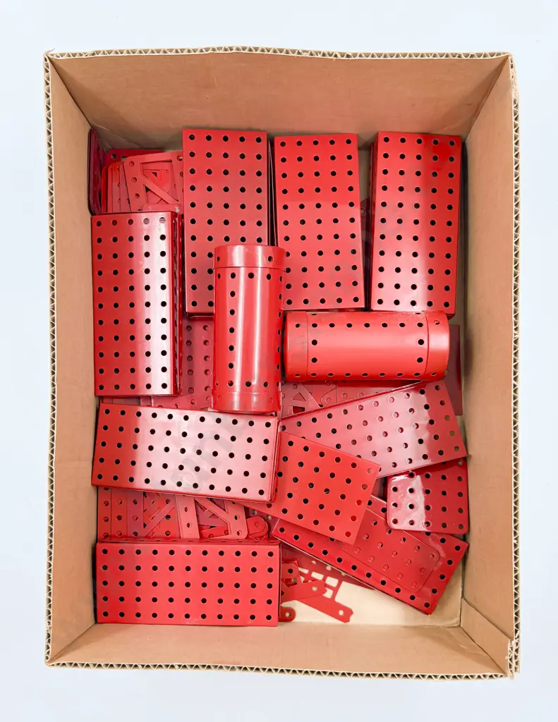 Meccano Qty Restored Red Braced Girders Flanged Plates and Various (5kgs) Image 1++