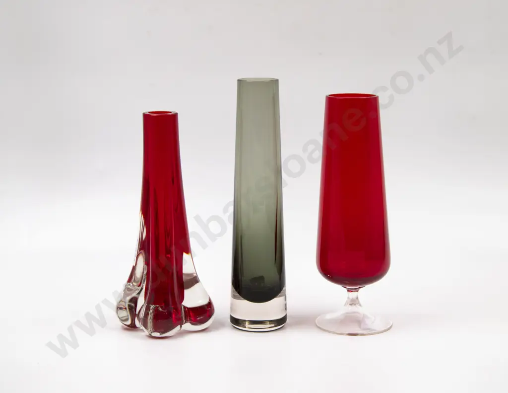 Whitefriars Three Specimen Vases Image 1++
