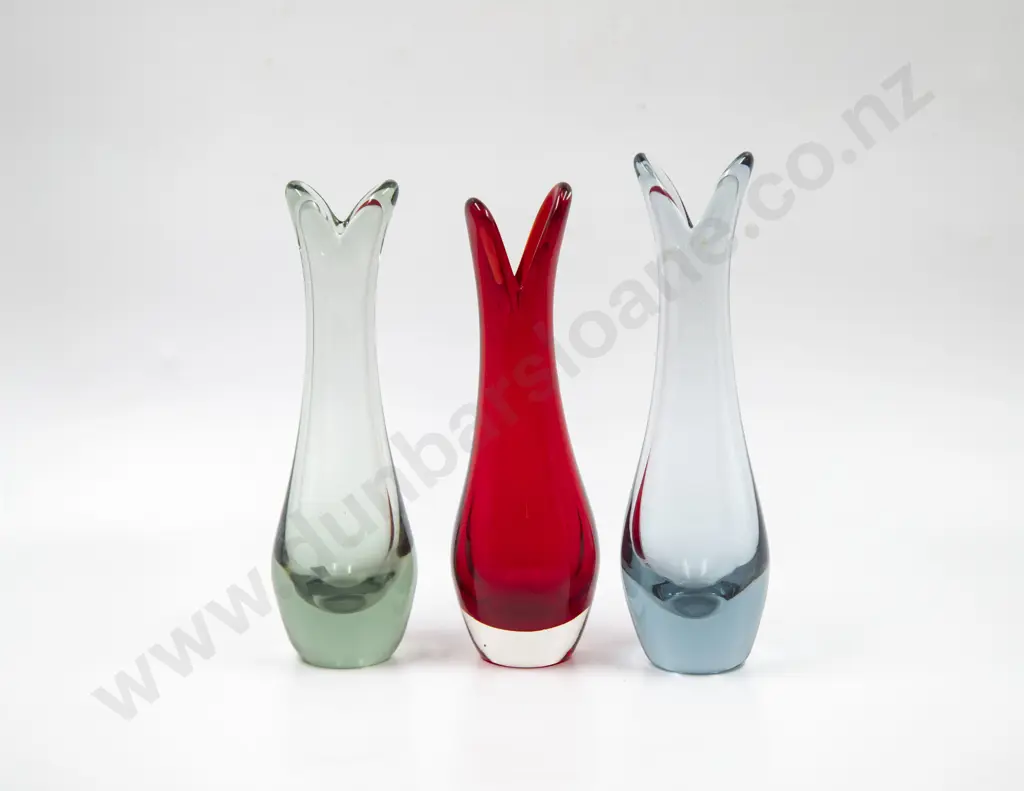 Whitefriars Three Slender Specimen Vases Image 1++