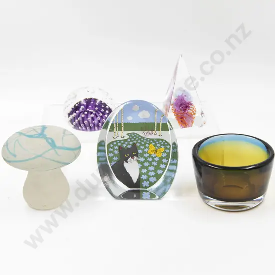 Mid C20th Iittala Finland Paperweight & Kosta Boda Dish