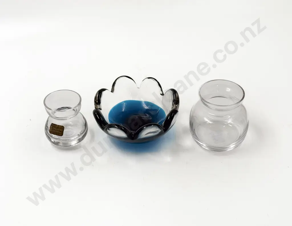 Whitefriars Two Clear Glass Posy Pots & Sea Blue Encased Clear Glass Dish Image 1++