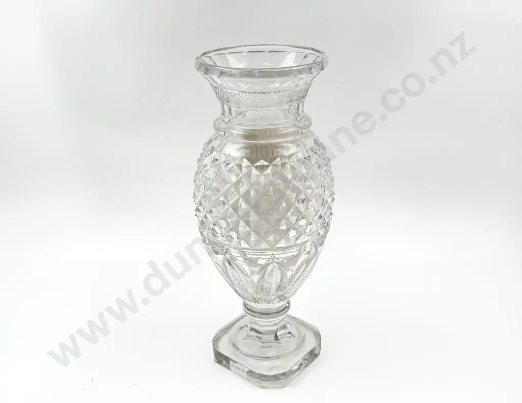 C1920 Baccarat Glass Vase Image 1++