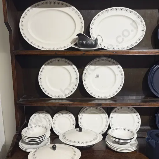 Mid C20th Foley "Domino" Hazel Thumpston Designed 8 Place Setting Dinner Service