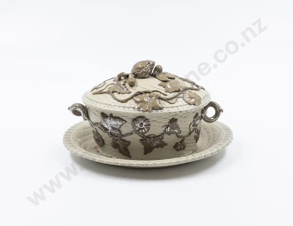 Early C19th English Biscuit Ware Tureen & Cover Image 1++