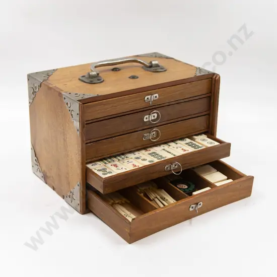 Cased Bone & Bamboo Mahjong Set