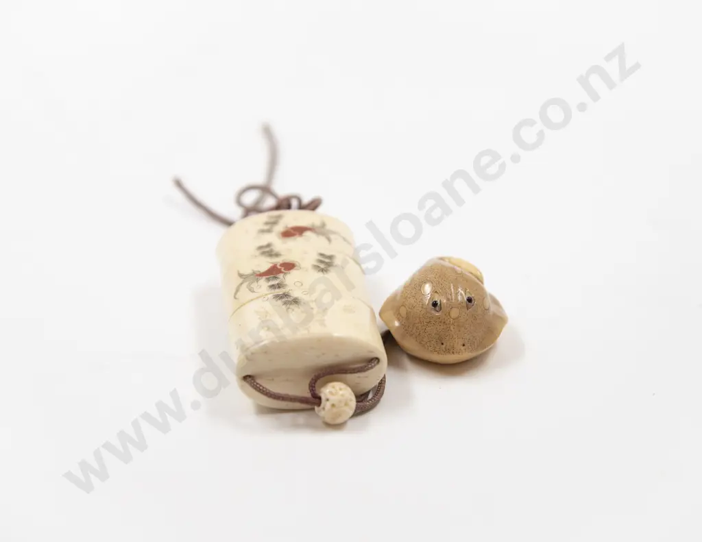 Bone Three Stone Inro with Vegetable Ivory Netsuke of a Stingray Image 1++