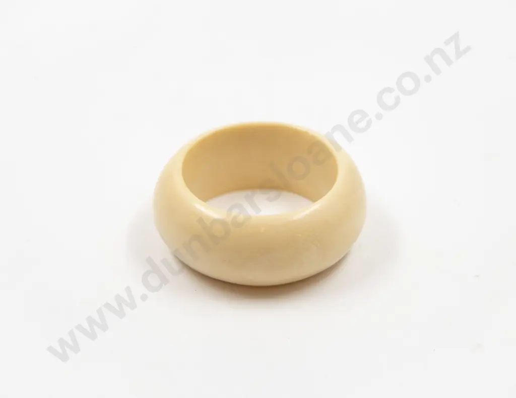 Vintage Plain Ivory Bangle Image 1++