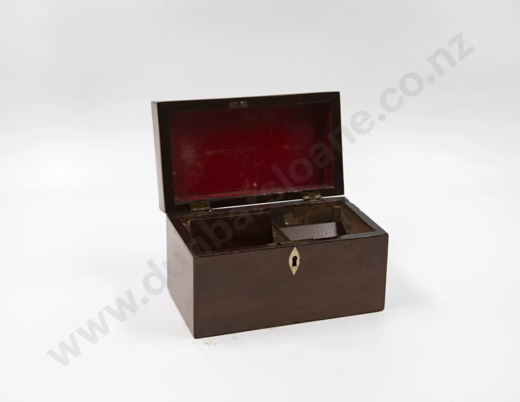 Geo III Mahogany Two Section Interior Tea Caddy Image 1++
