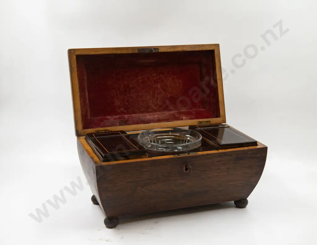 WMIV Faded Boxwood Strung Rosewood Tea Caddy Image 1++