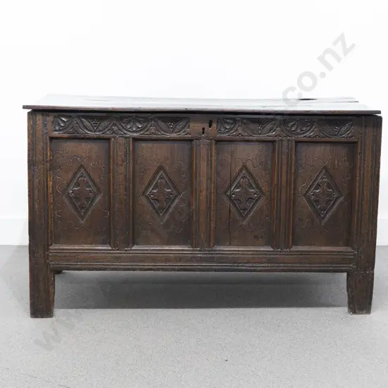Early C18th Oak Coffer