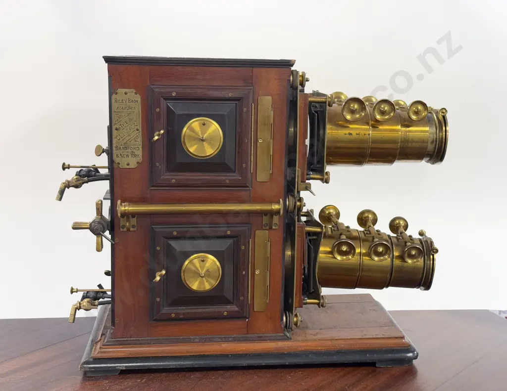 Victorian Mahogany & Ebonised "Climax" Magic Lantern Image 1++