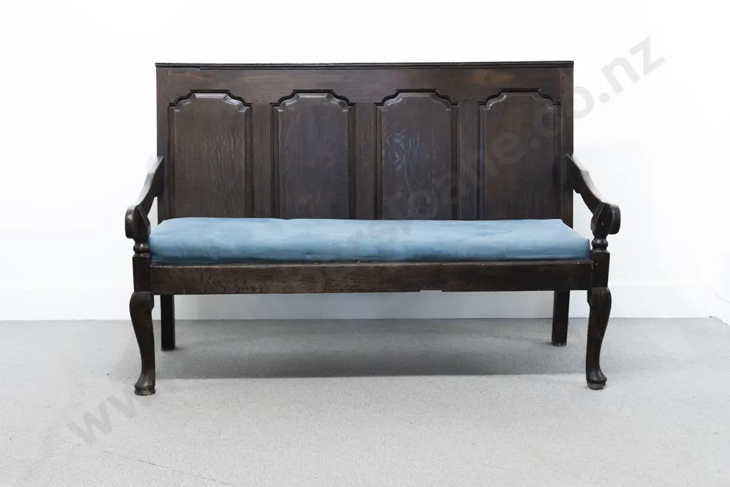Geo III Oak Hall Settle Image 1++