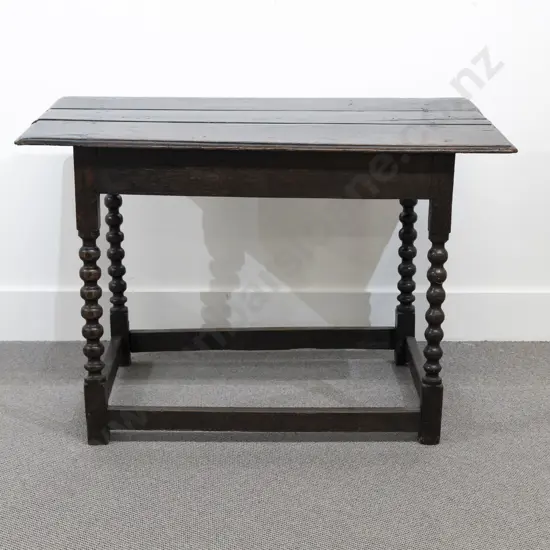 Early C18th Oak Side Table
