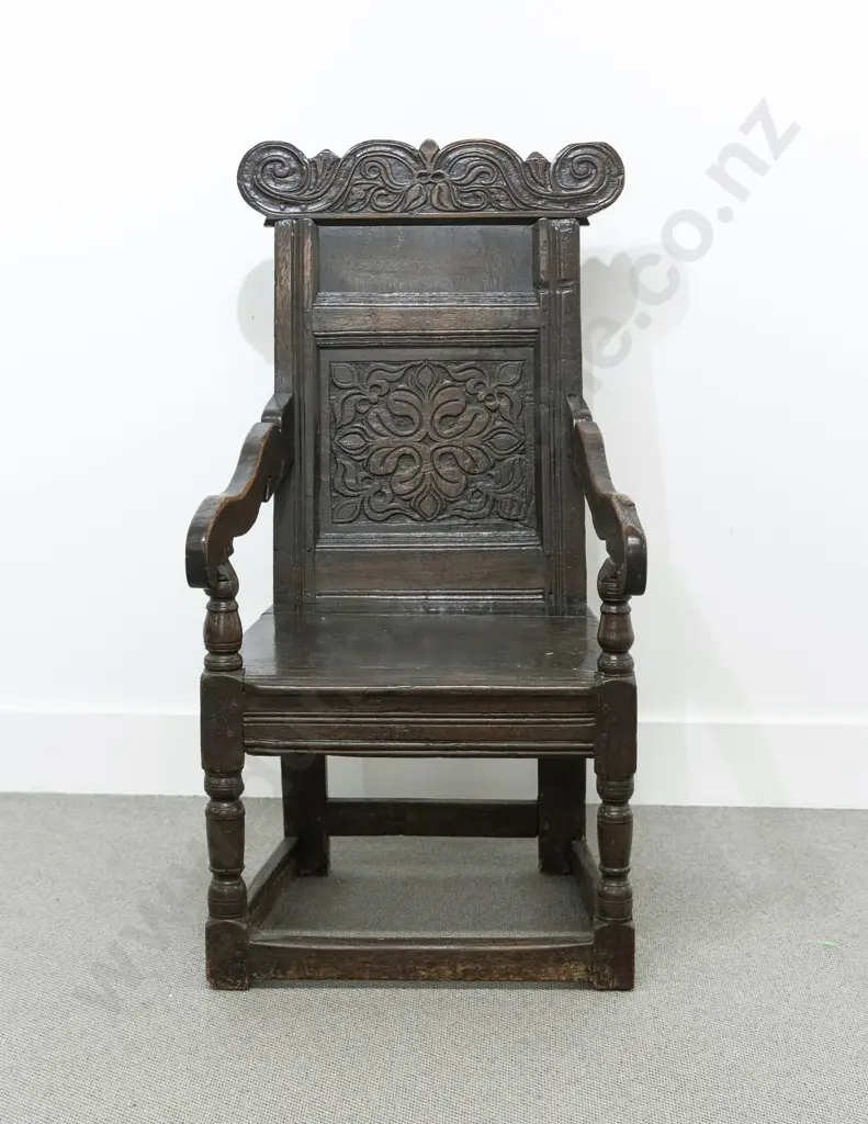 C17th Oak Wainscott Chair Image 1++