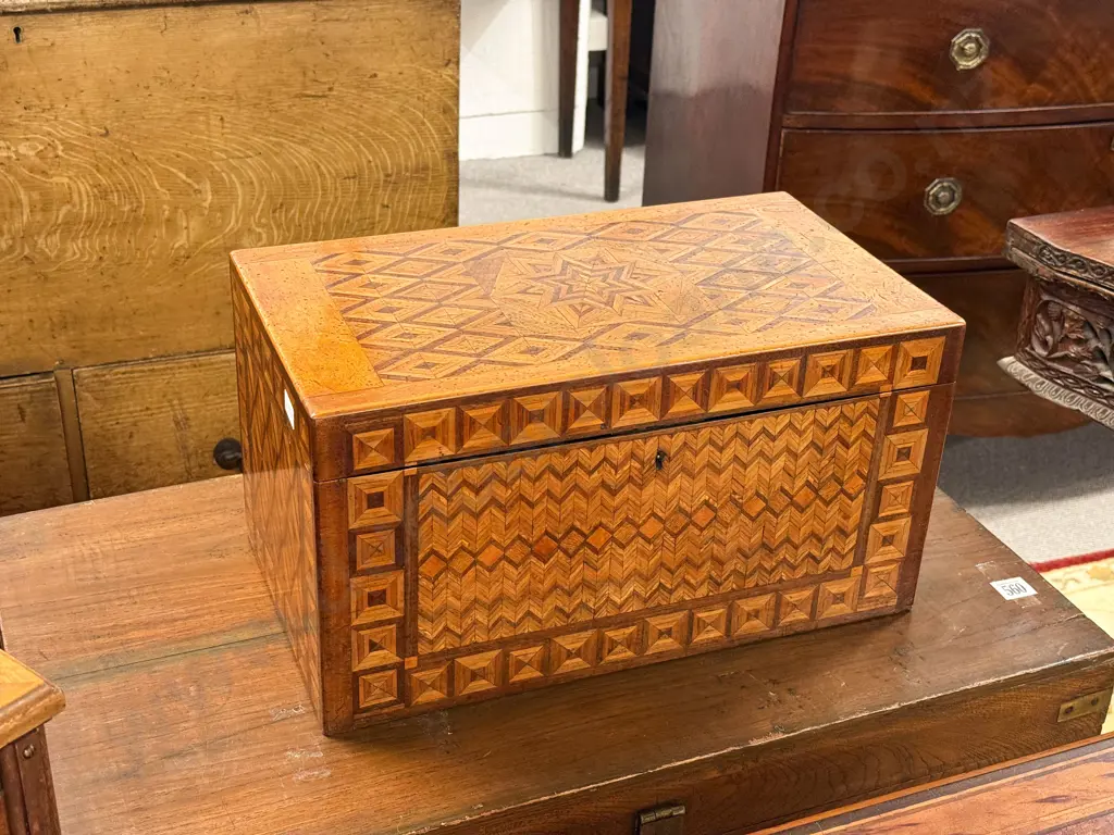 NZ Colonial Native Timbers Parquetry Box in the Manner of William Norrie Image 1++