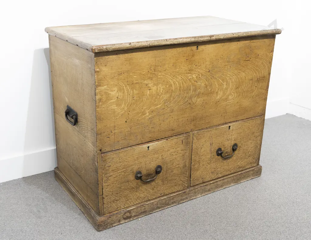Large Victorian Scumbled Pine Grain Bin Image 1++