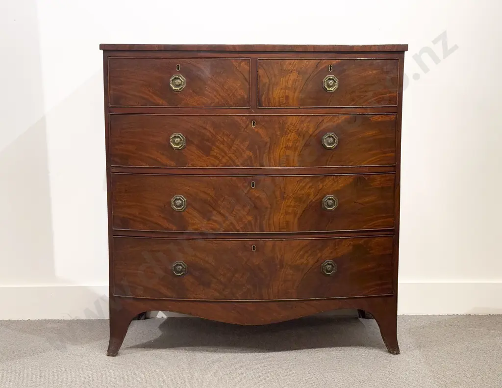 Regency Mahogany Bow Front Chest Image 1++