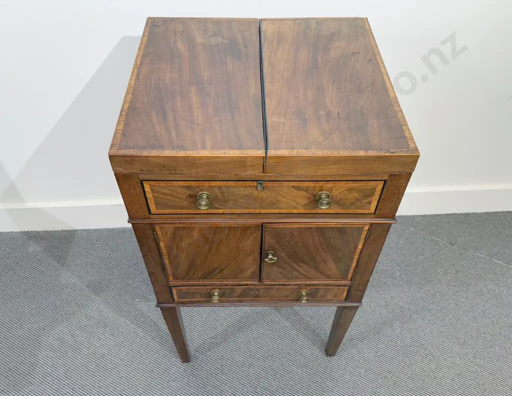 Geo III Mahogany and Satinwood Crossbanded Night Cupboard Image 1++