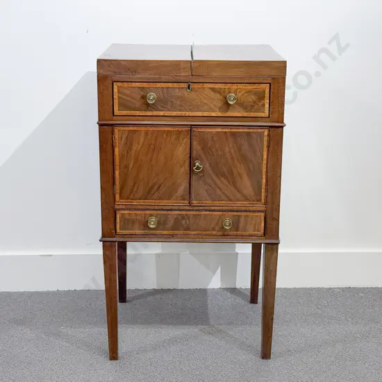 Geo III Mahogany and Satinwood Crossbanded Night Cupboard