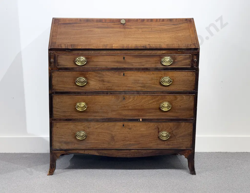 Geo III Mahogany Bureau Image 1++