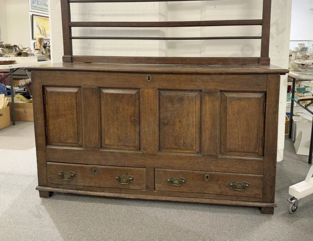 Geo III Oak Mule Chest Image 1++