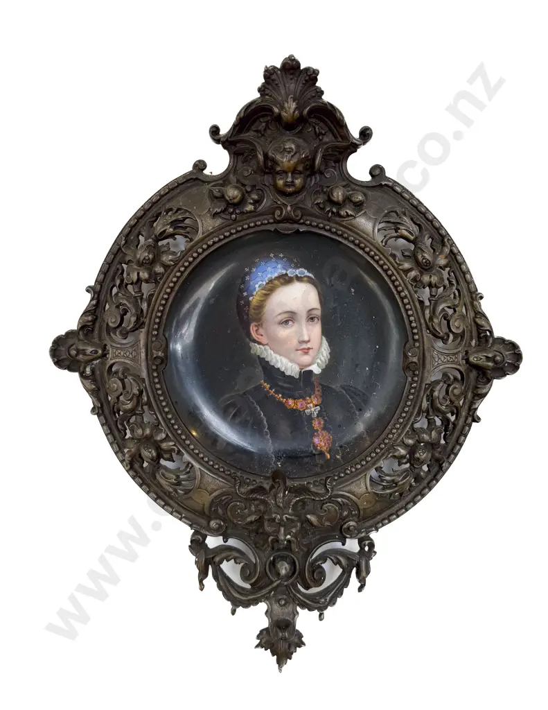Pair of KPM Style Ceramic Portrait Plates Image 1++