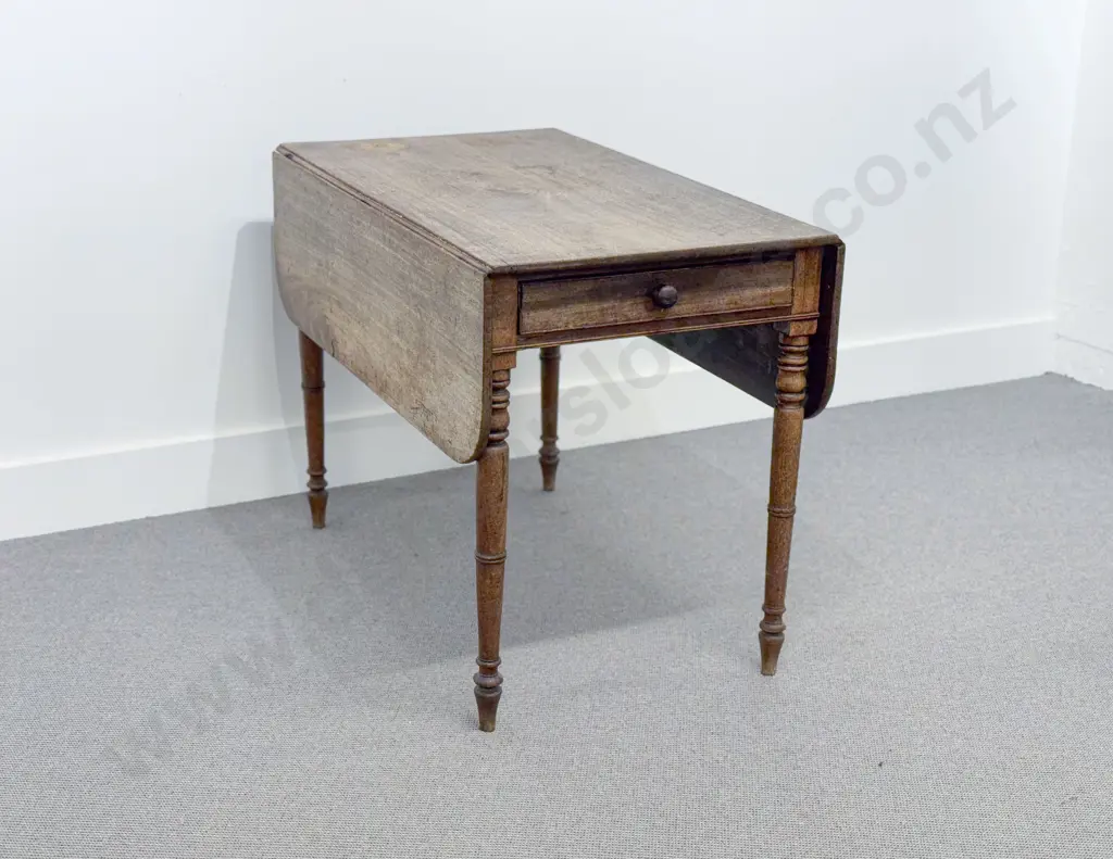 Regency Mahogany Pembroke Table Image 1++